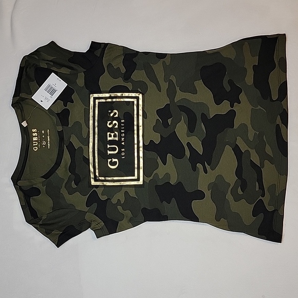 Guess Tops - Guess Boe Mesh Tee in Camouflage